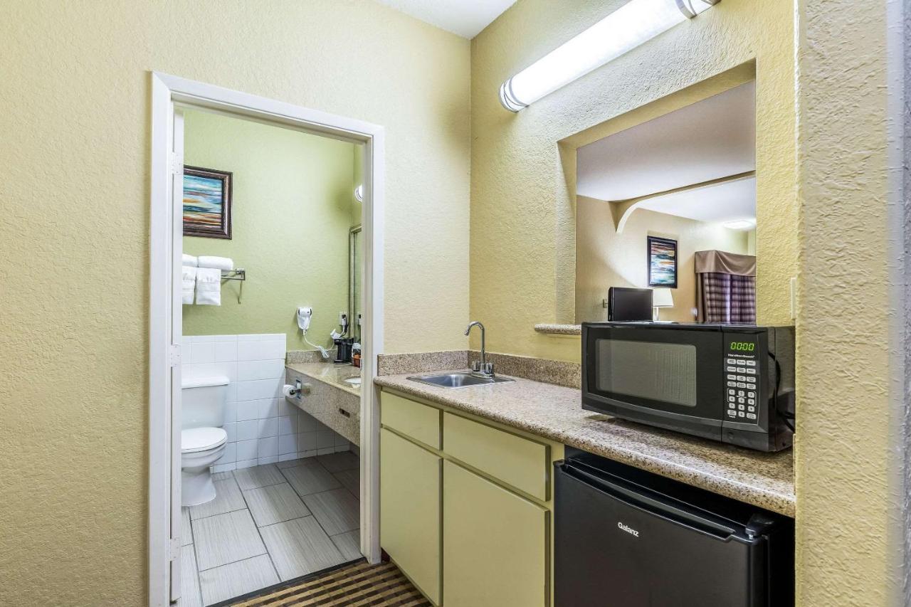 Quality Suites North Houston - Spring Westfield Exteriör bild